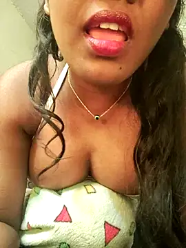 Webcam Model (Lovely_Payal)  is live.Free join now!