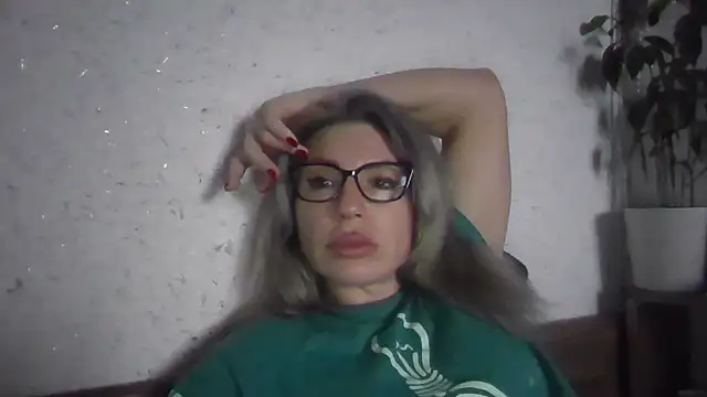 fox_red_lady7 webcam