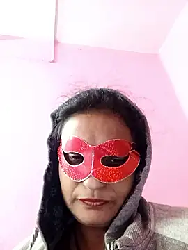 Webcam Model (Gullapi)  is live.Free join now!