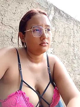 Webcam Model (young_dairy01) is live