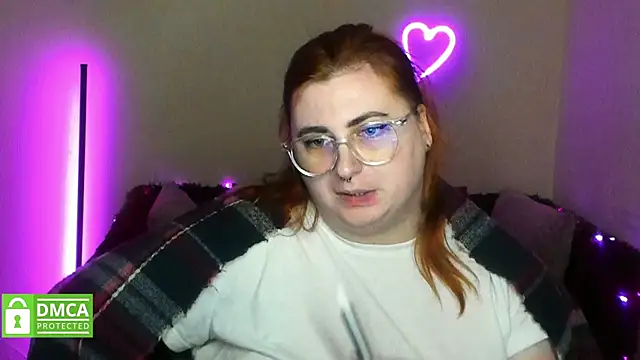 Alicia_love00 webcam