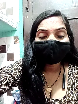 Webcam Model (Payal-001)  is live.Free join now!