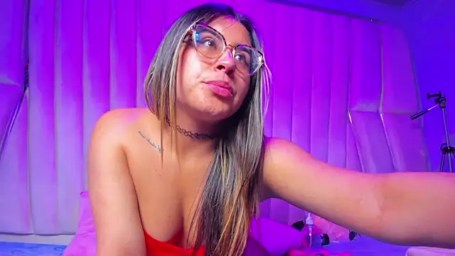 Freyaa_Millerr_ webcam