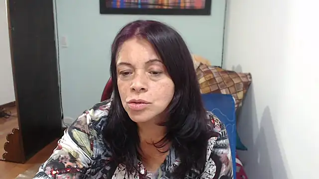 sexytitshot126 webcam