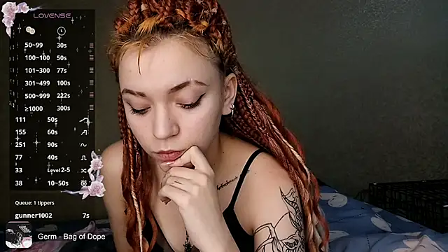 NoMoreCIothes webcam