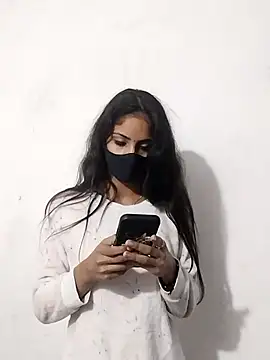 Jyoti-Love-143 webcam