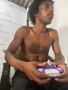 Larry-n-clouds webcam