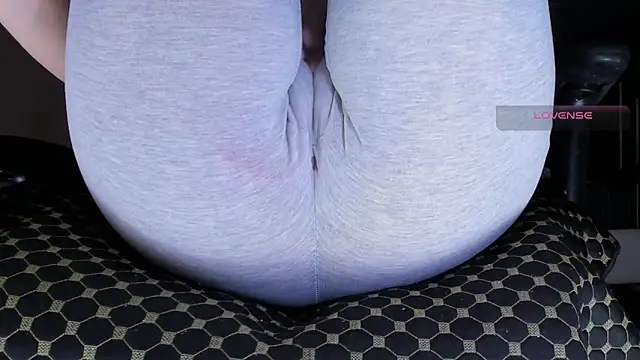 Cameltoe_squirt_inPants webcam