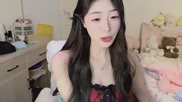 Onecutelittle webcam