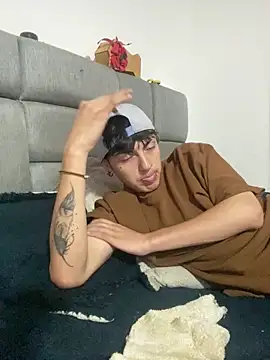 NaytonFreeman webcam