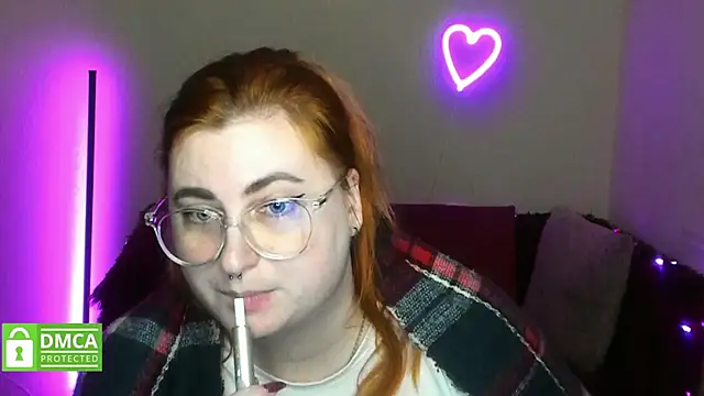 Alicia_love00 webcam