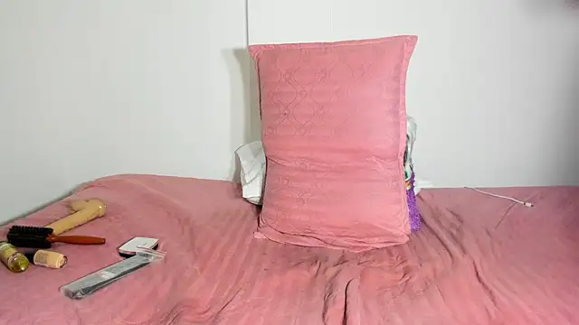 arantza_hill - Arantza_Hill's free webcam - UK Sex Cams