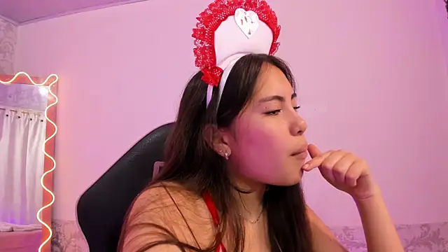 isabela_tay - ISABELA_TAY's free webcam - UK Sex Cams