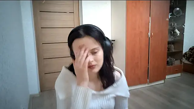 LouiseMarengo webcam