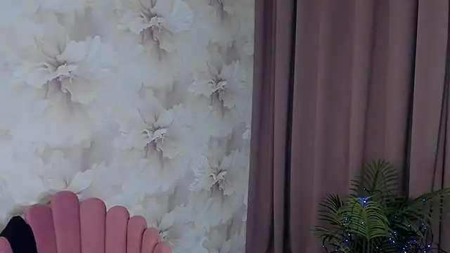 TessaDavidson webcam