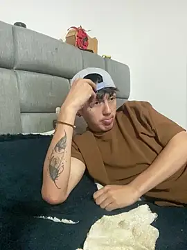 NaytonFreeman webcam