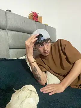 NaytonFreeman webcam