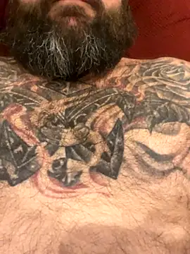 BeardedDaddy_live webcam