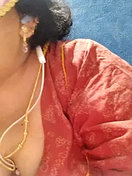 tamilthanushri webcam