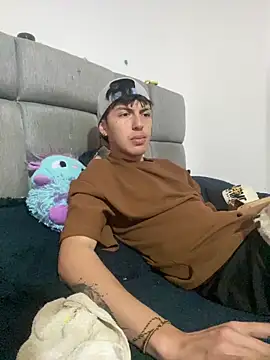 NaytonFreeman webcam