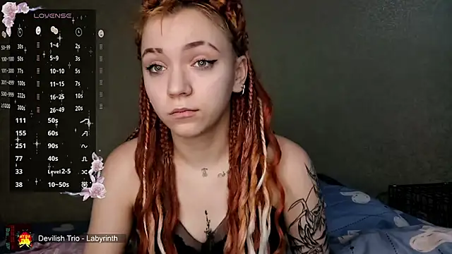 NoMoreCIothes webcam