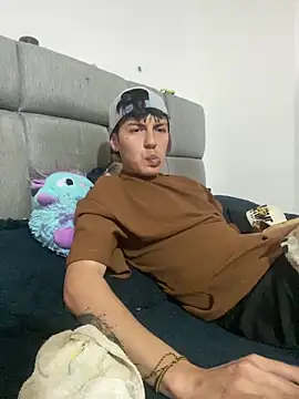 NaytonFreeman webcam