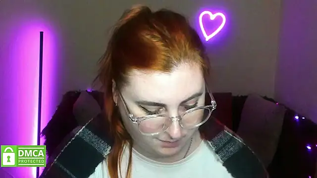 Alicia_love00 webcam