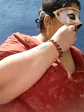 tamilthanushri webcam