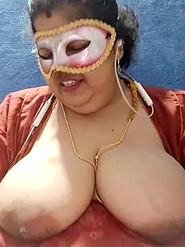 Webcam Model (tamilthanushri)  is live.Free join now!