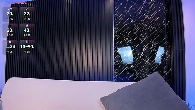 kimbrownn live cam screenshot female from Colombia on CamHD – HD Live Webcams & Adult Chat