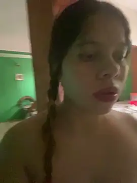 AngelaBlondee webcam