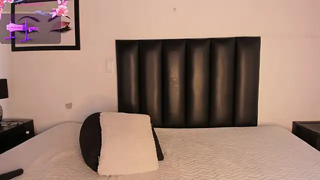 Khenta_Michells webcam