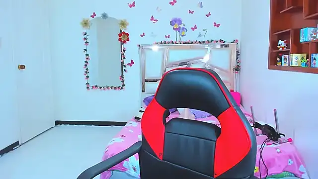 perlabeautiful webcam