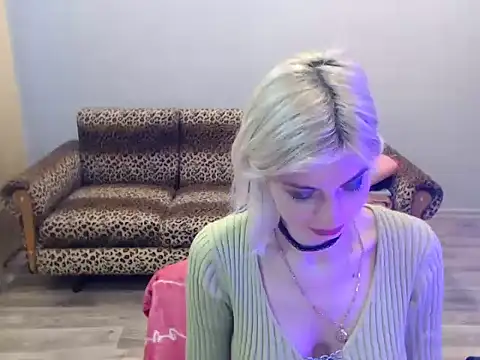 SexyBeatriice webcam