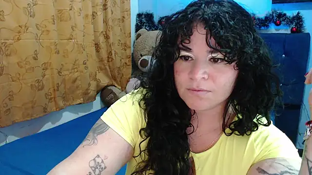 ANGELIQUE_KLANE webcam