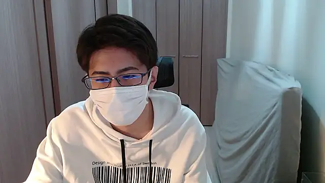 ryota__ty Live Webcam on Stripchat