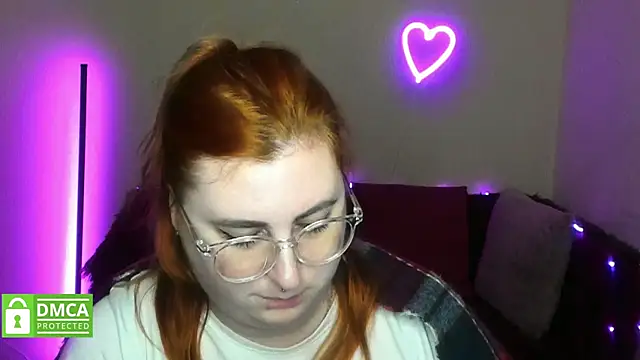 Alicia_love00 webcam