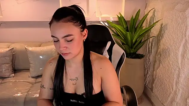 scarlett_smith_tp webcam