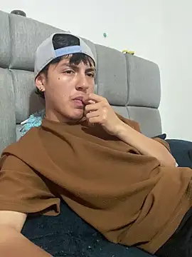 NaytonFreeman webcam