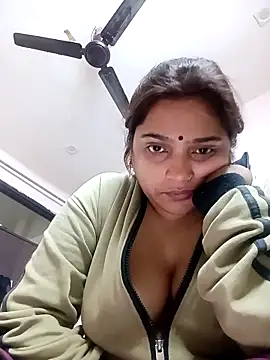 Trisha_71 webcam