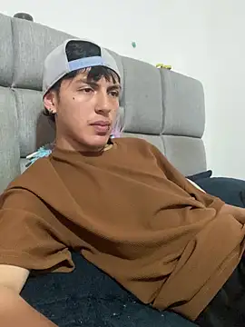 NaytonFreeman webcam