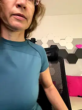 annikarose - AnnikaRose's free webcam - UK Sex Cams