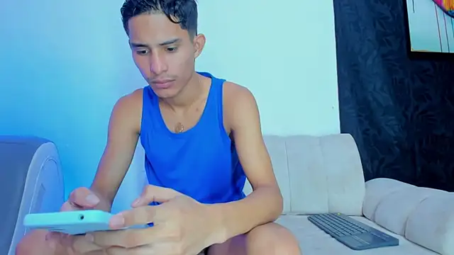 Damian_and_theo webcam