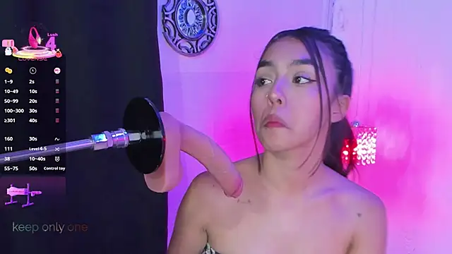 lanna_brunette webcam