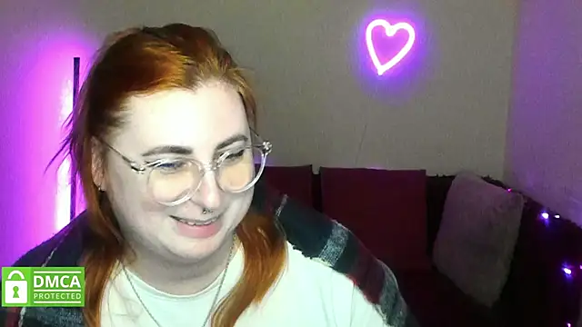 Alicia_love00 webcam