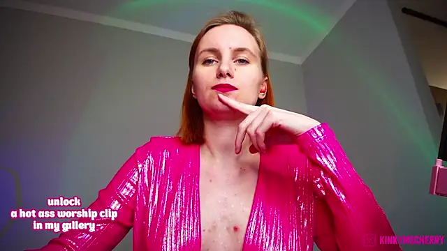 KinkyMissCherry webcam