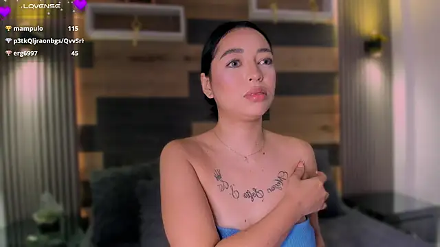 AnthonellaSweet webcam