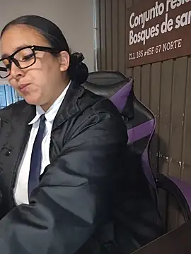 Cute_Penelope webcam