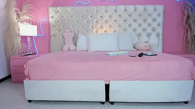 Julieta_Cortes__ webcam