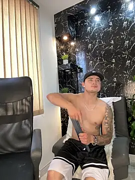 Alexander_ferre webcam